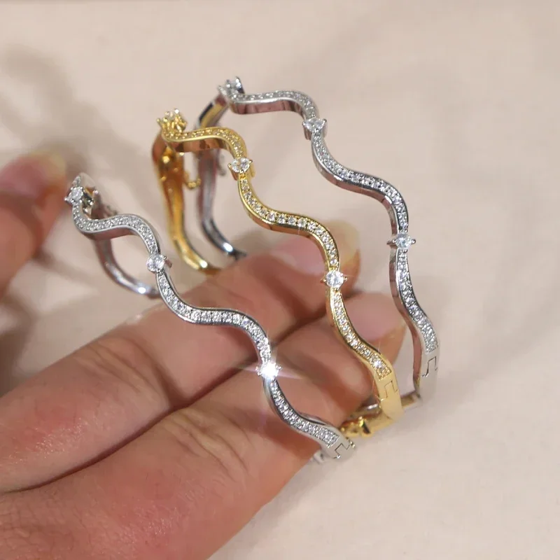 Wave Band Bangle Bracelet For Women Fashion Sparking Bling Paved 5A CZ Hand Jewelry